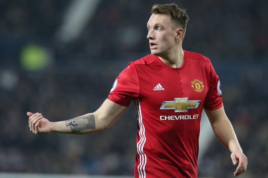 官方：菲尔琼斯将因伤退出本次英格兰国家队 或将缺席四周