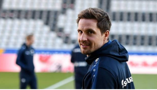 莱比锡4-0达姆施塔特 官方：达姆施塔特续约德国后卫西里古