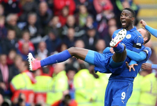 埃弗顿VS莱斯特，恩迪迪：自己200%会留在蓝狐 专注比赛