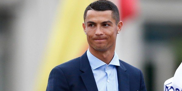 C罗解决税务问题