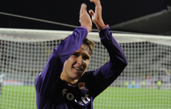 官方：佛罗伦萨宣布续约意大利天才小基耶萨