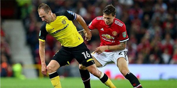 英冠 伯顿vs诺维奇前瞻:伯顿主场糟糕,诺维奇终结客场连败