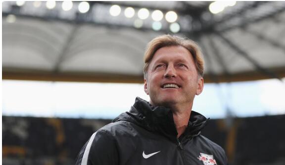 法兰克福2-2莱比锡 哈森许特尔：为了欧战球队至少需要5名新援