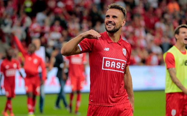 贝弗伦vs标准列日分析 标准列日有机会全取三分