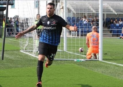 AC米兰vs罗马，因特殊条款，米兰可五折引进佩塔尼亚