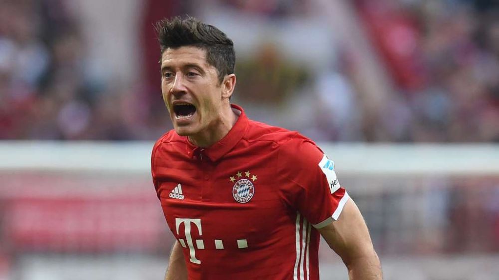 皇马vs拜仁，莱万：这场客场比赛要当成主场来踢