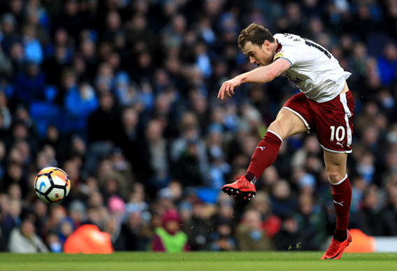 纽卡斯尔vs伯恩利前瞻:主队苦于保级，客队状态下滑