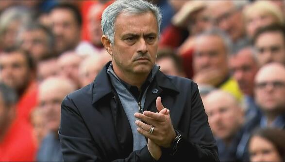 穆里尼奥：国家队让琼斯打封闭针踢友谊赛，真是前所未闻！