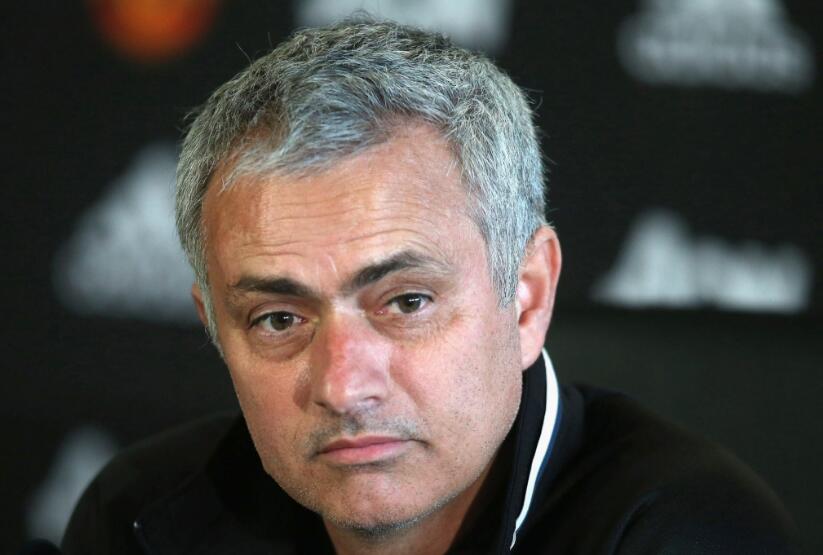 曼联0-0西布朗，穆里尼奥：锋线进攻不力让球迷误解球队