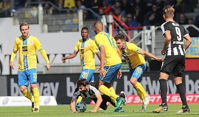 桑德豪森vs圣保利前瞻 桑德豪森为保级而战