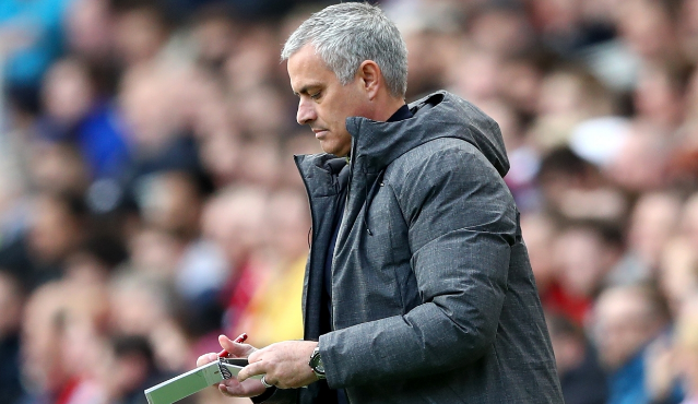 米堡1-3曼联 穆里尼奥：欧联杯冠军比英超前四更重要