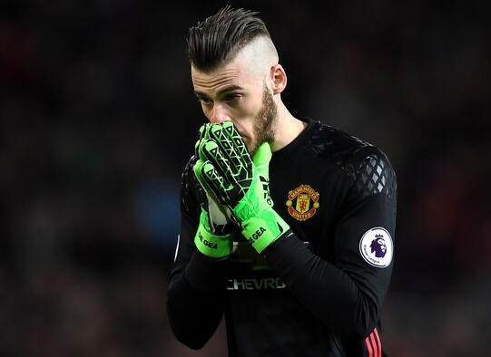 曼城VS曼联 英媒：穆里尼奥愿意出售德赫亚 要价6000万欧