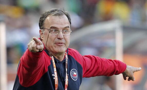 官方：里尔暂时取消贝尔萨主教练职务