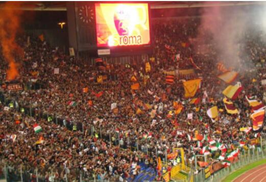 罗马VS拉齐奥 冰火两重天 罗马德比赛前两队球迷反应不一