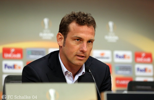 阿贾克斯2-0沙尔克，魏因齐尔：阿贾克斯的胜利实至名归