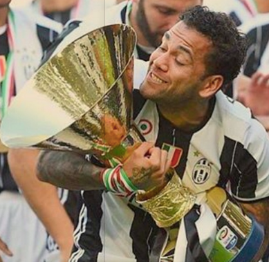 博洛尼亚vs尤文，阿尔维斯：深爱尤文，不想离开