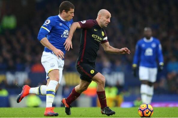 曼城5-0水晶宫 英媒：曼城老魔翼今夏即将离队