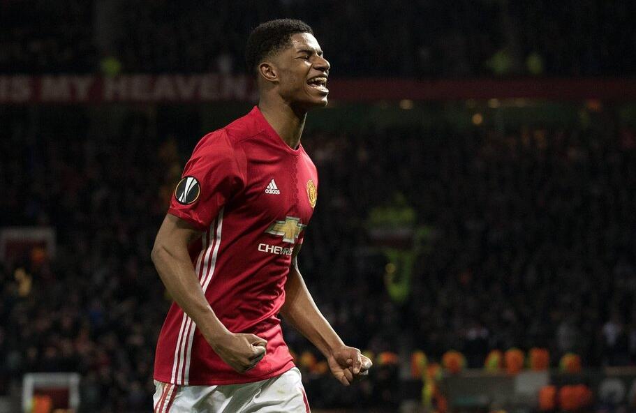 塞尔塔0-1曼联，传承！拉什福德复制小贝经典进球