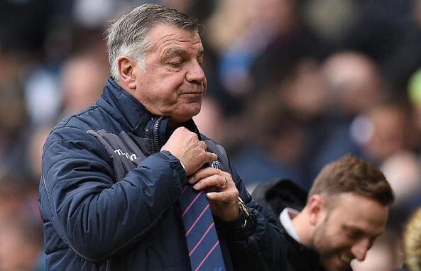 水晶宫VS赫尔城 阿勒代斯：赫尔城压力比我们大多了